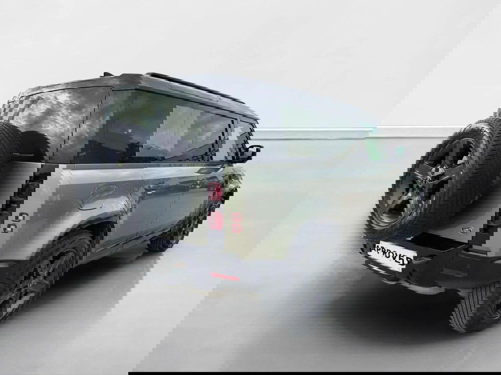 Land Rover Defender usata a Siena (2)