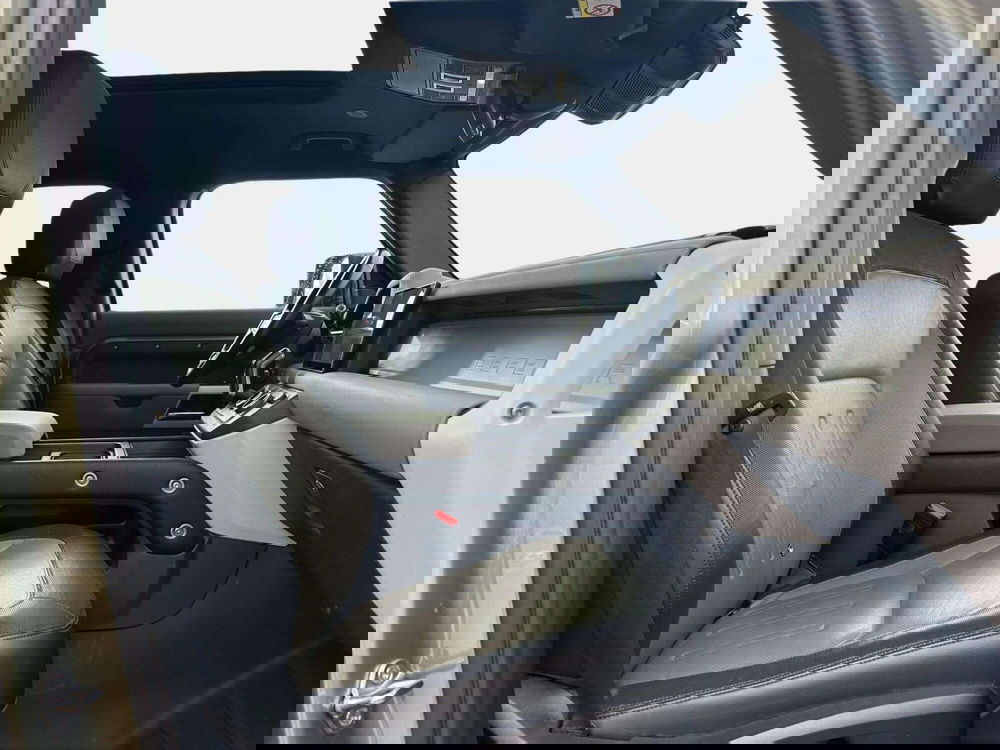 Land Rover Defender usata a Siena (3)