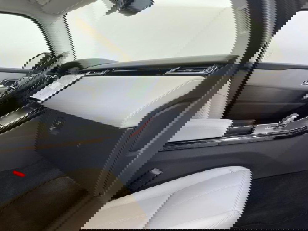 Land Rover Range Rover Velar usata a Venezia (8)