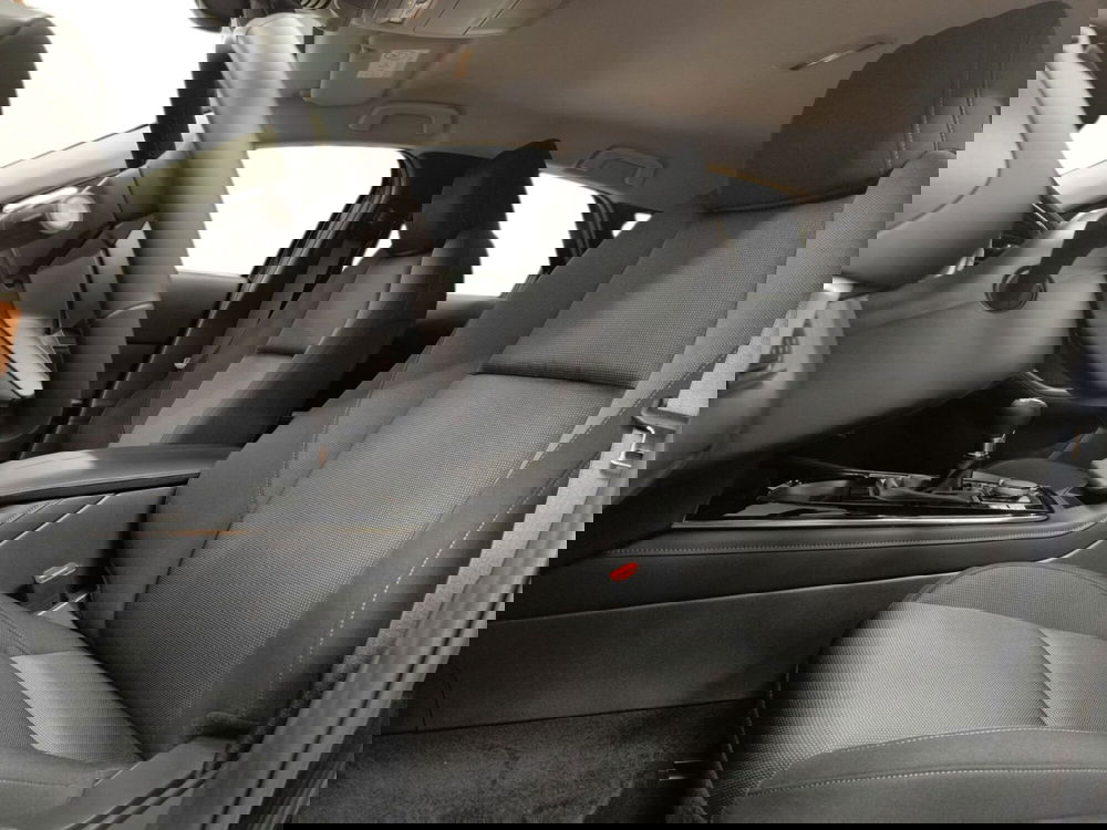 Mazda CX-30 nuova a Udine (8)