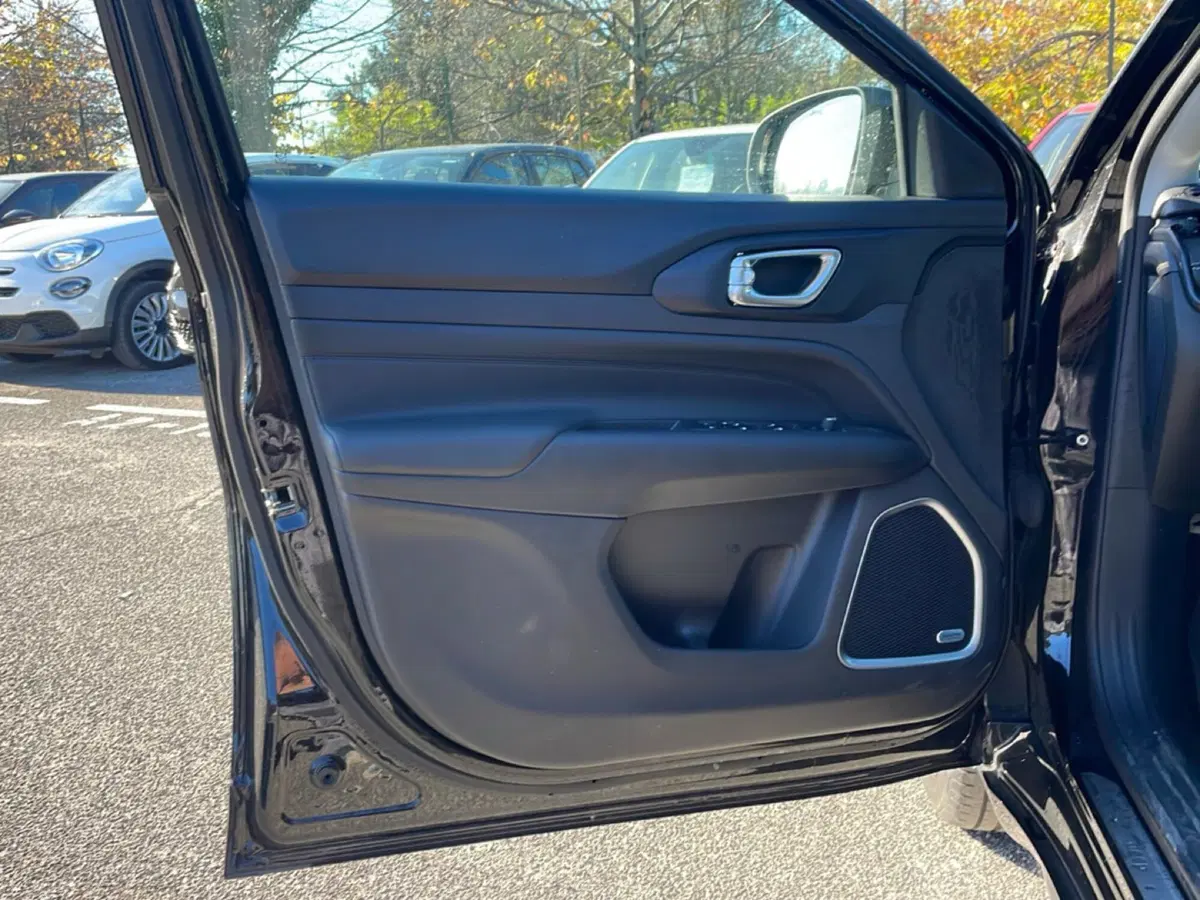 Jeep Compass usata a Latina (14)