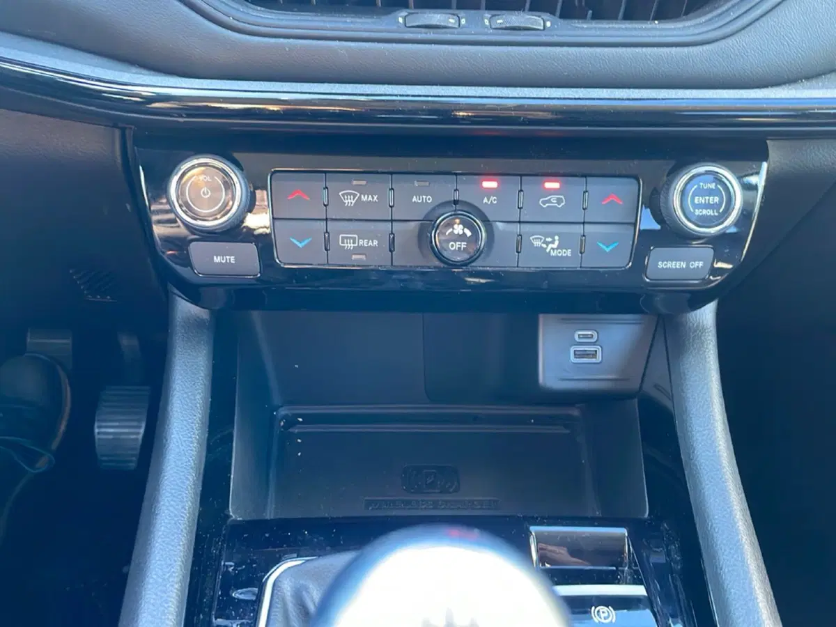 Jeep Compass usata a Latina (18)