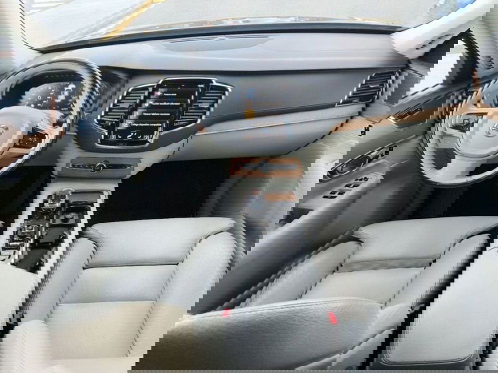 Volvo XC90 usata a Reggio Calabria (11)
