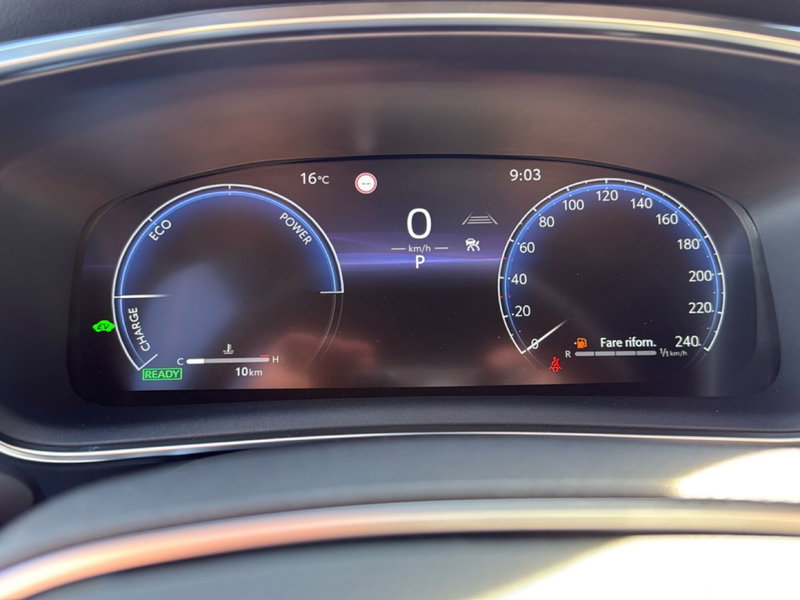 Toyota Corolla Touring Sports nuova a Reggio Calabria (11)