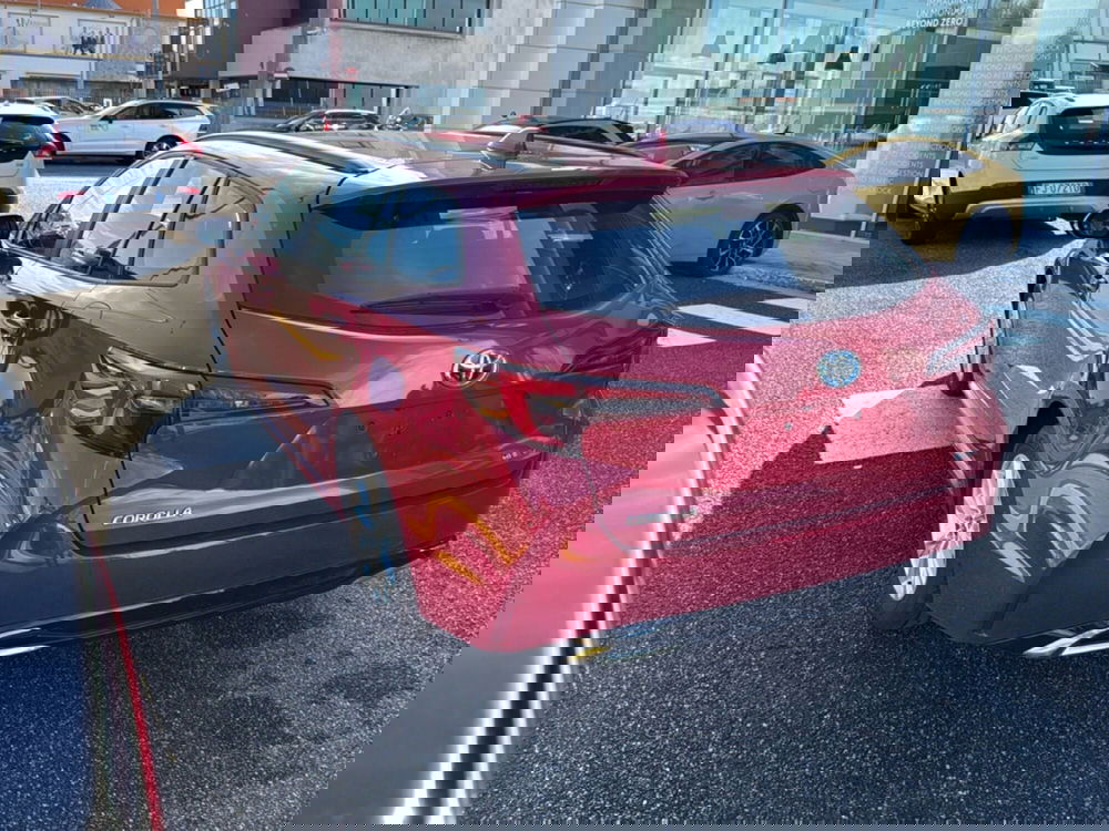 Toyota Corolla Touring Sports nuova a Reggio Calabria (3)