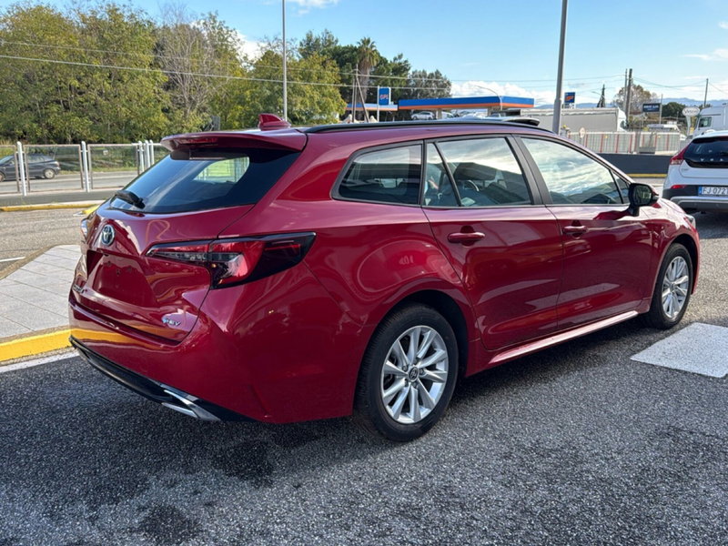 Toyota Corolla Touring Sports nuova a Reggio Calabria (6)