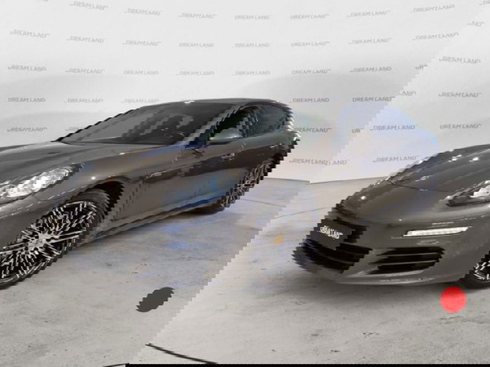 Porsche Panamera usata a Livorno