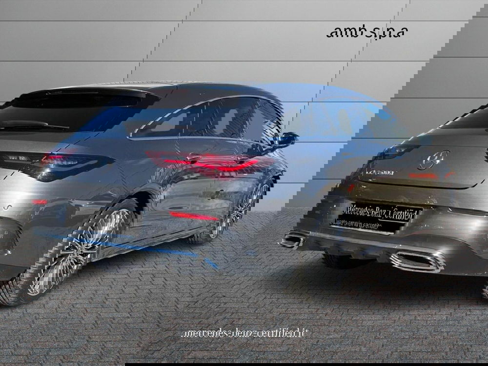 Mercedes-Benz CLA Shooting Brake usata a Napoli (2)