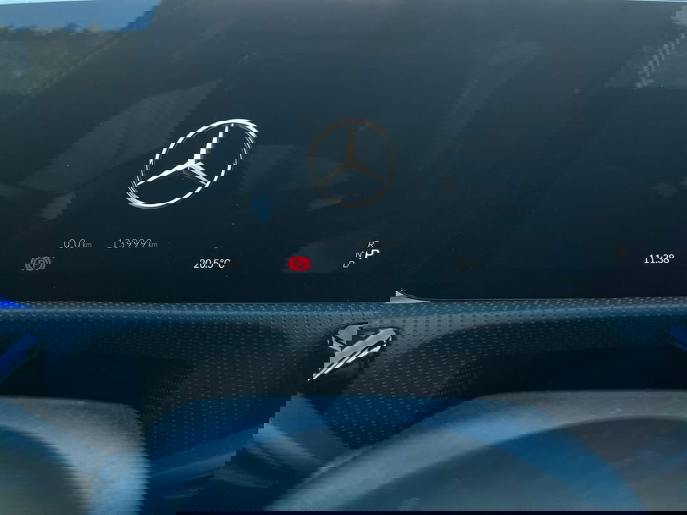 Mercedes-Benz CLA Shooting Brake usata a Napoli (8)