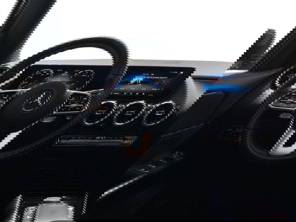 Mercedes-Benz GLA SUV usata a Napoli (13)