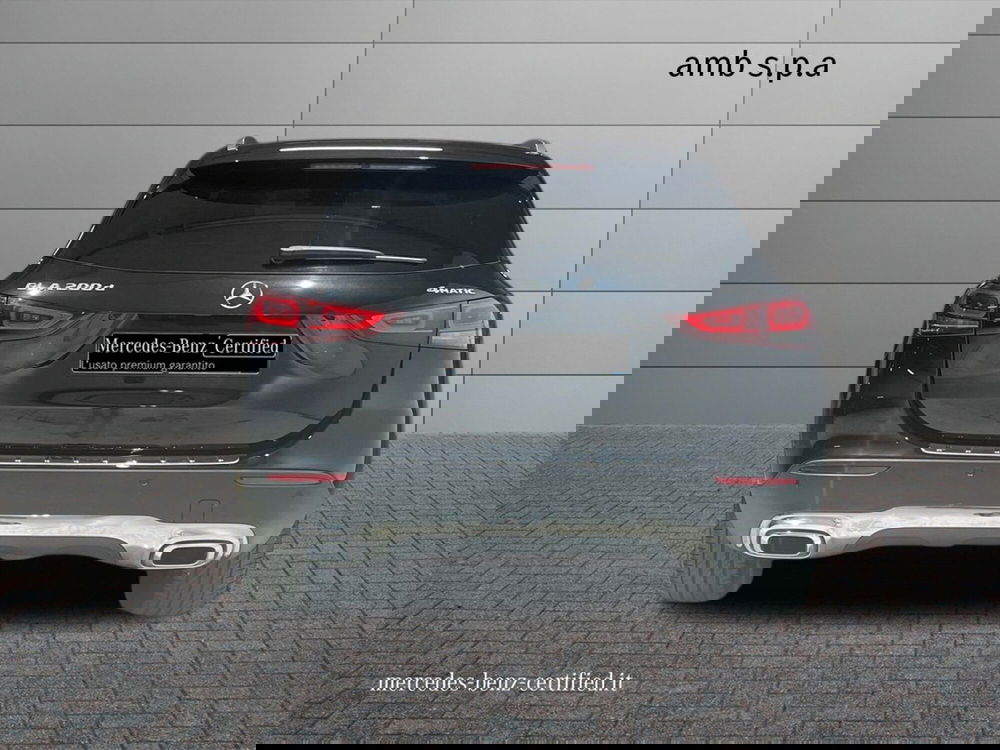 Mercedes-Benz GLA SUV usata a Napoli (4)