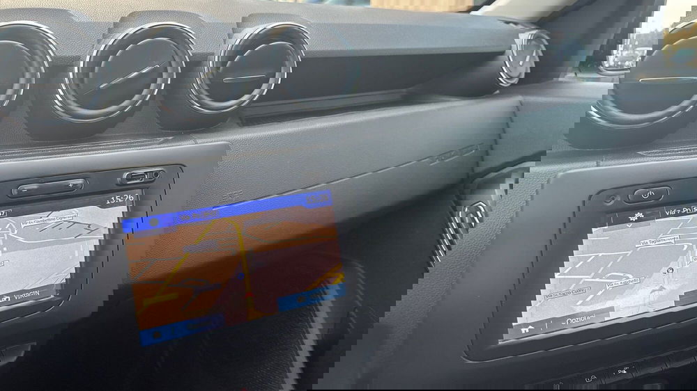 Dacia Duster usata a Padova (16)