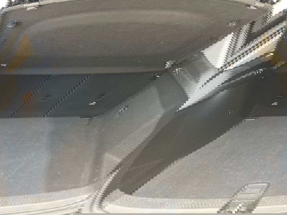 Mercedes-Benz Classe A Sedan usata a Napoli (10)