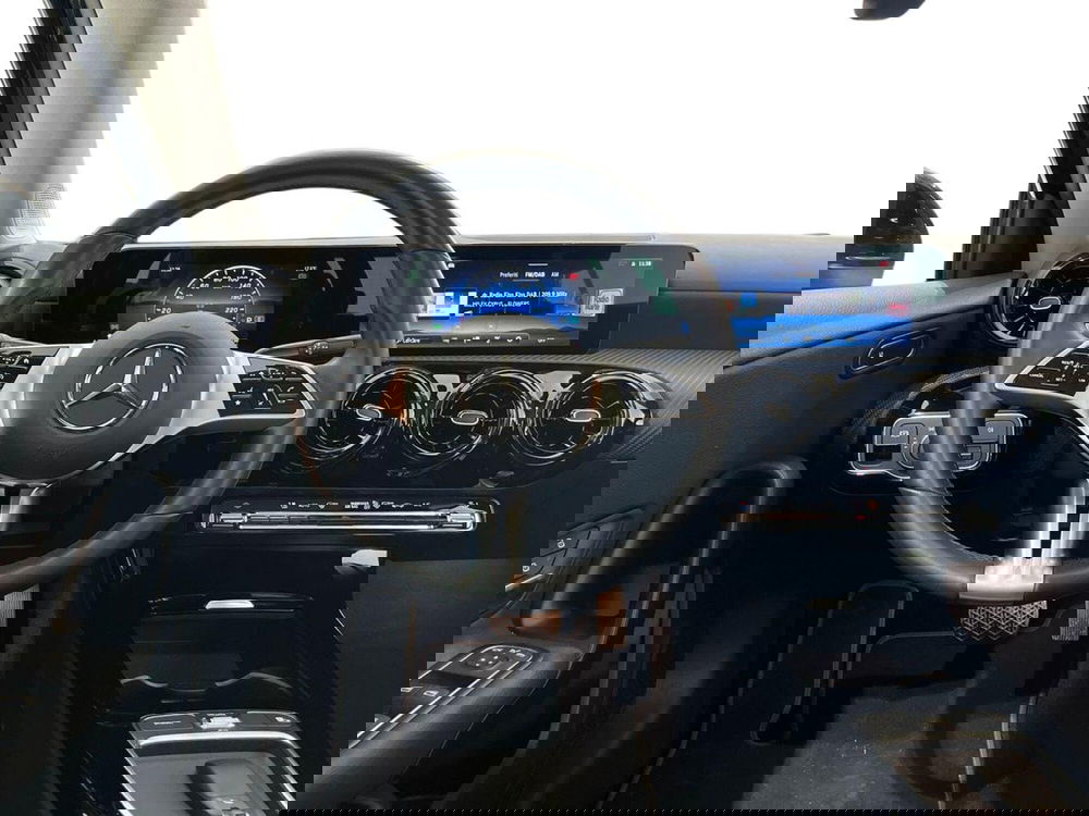 Mercedes-Benz Classe A Sedan usata a Napoli (13)