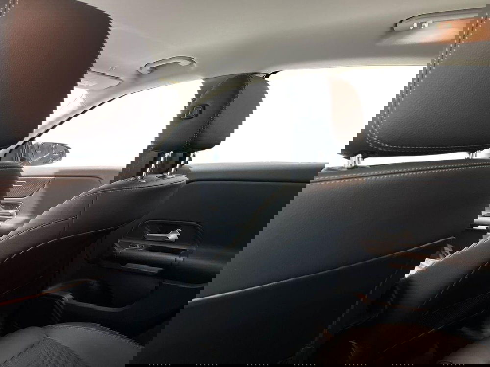 Mercedes-Benz GLA SUV usata a Napoli (18)