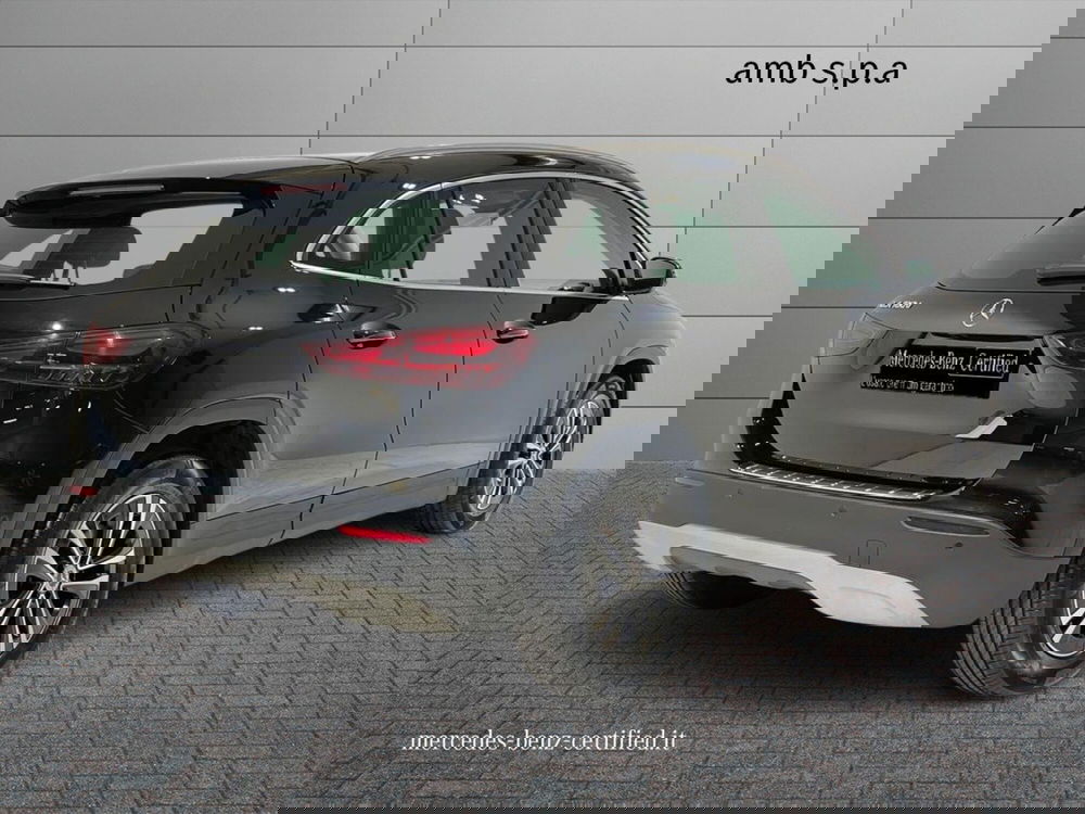 Mercedes-Benz GLA SUV usata a Napoli (2)