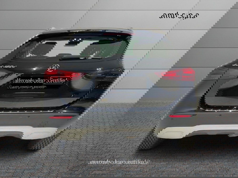 Mercedes-Benz GLA SUV usata a Napoli (4)