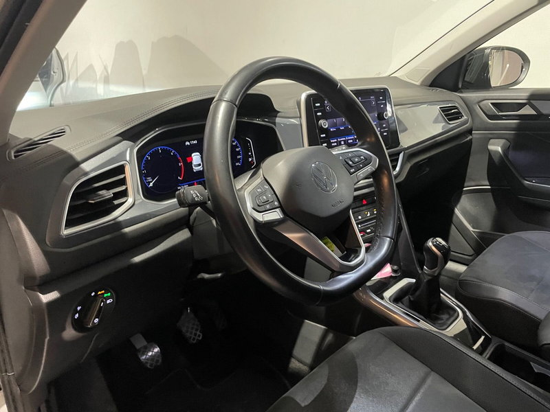 Volkswagen T-Roc usata a Genova (7)