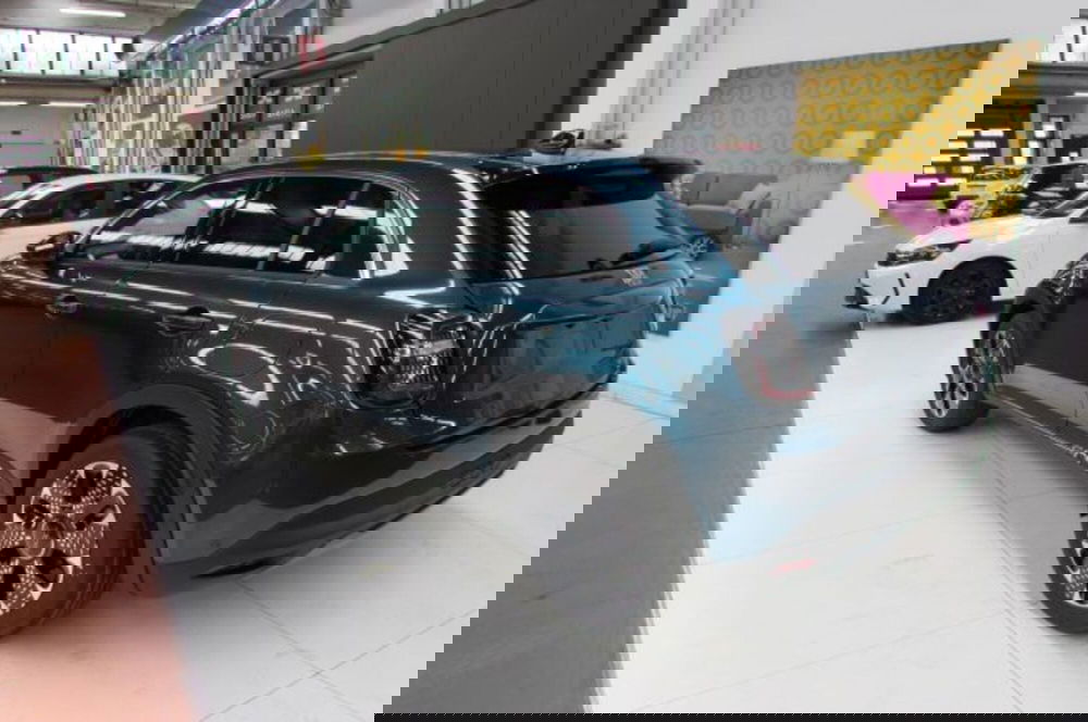 Fiat 600 nuova a Milano (3)