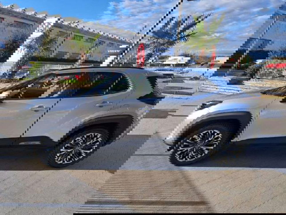 Toyota Yaris Cross usata a Savona (3)