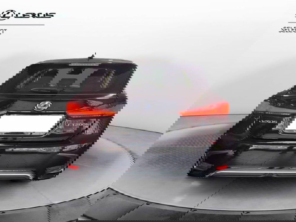 Lexus CT usata a Torino (5)