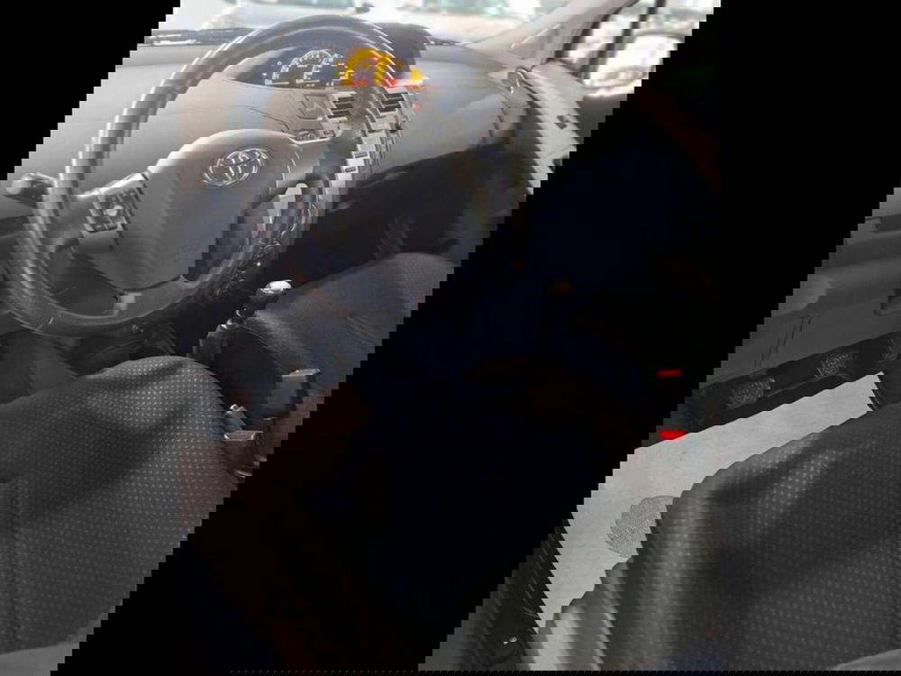 Toyota Yaris usata a Torino (9)