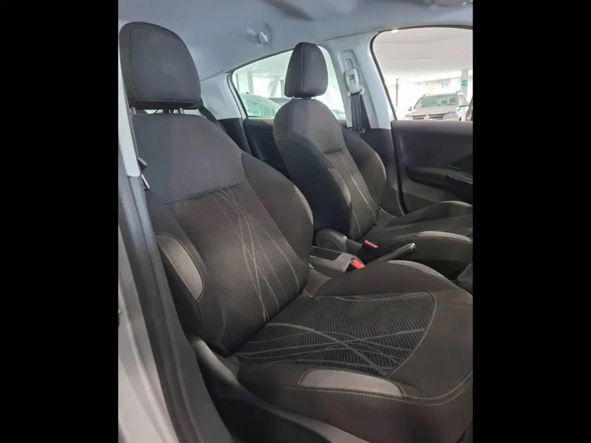 Peugeot 208 usata a Torino (12)