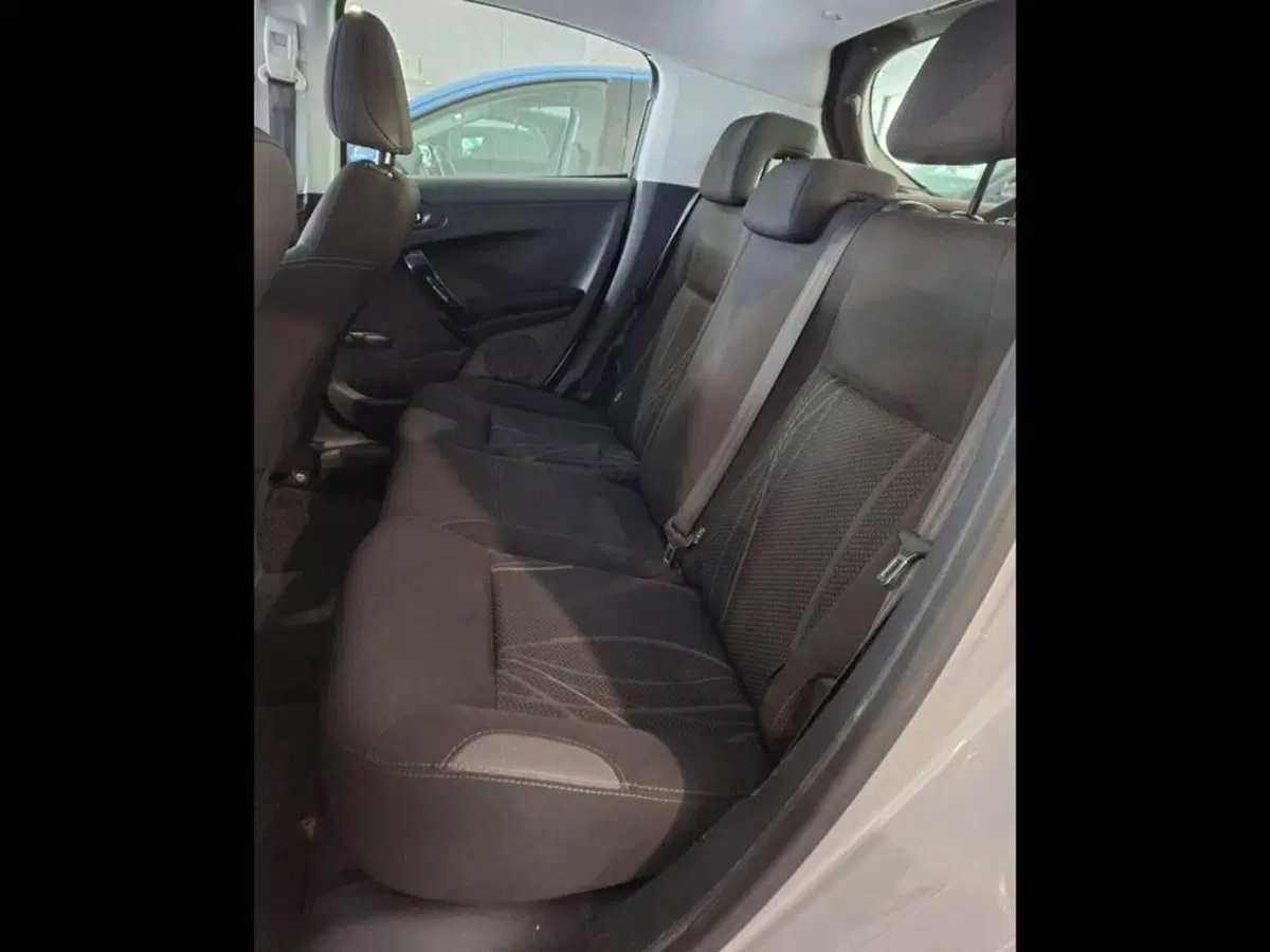 Peugeot 208 usata a Torino (14)