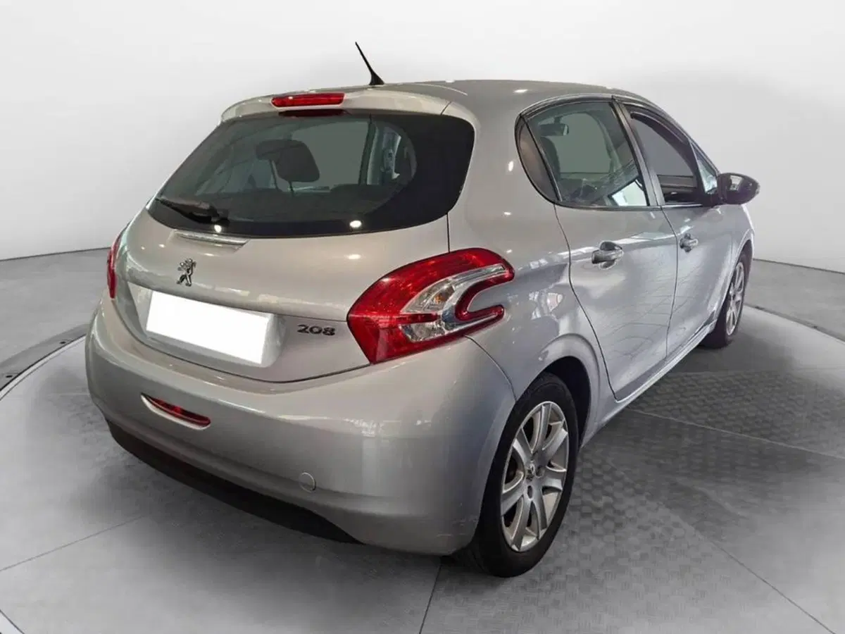 Peugeot 208 usata a Torino (4)
