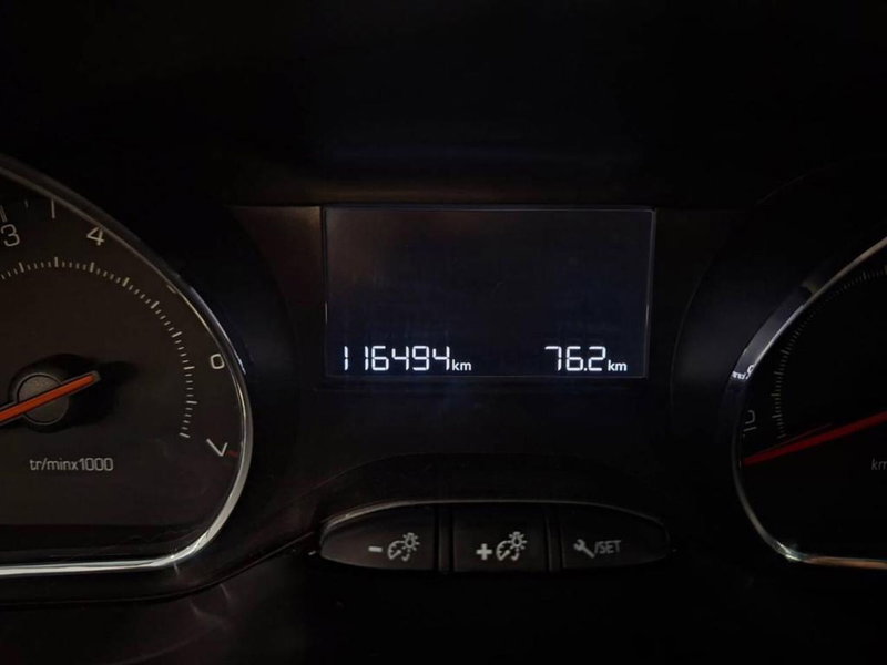 Peugeot 208 usata a Torino (7)