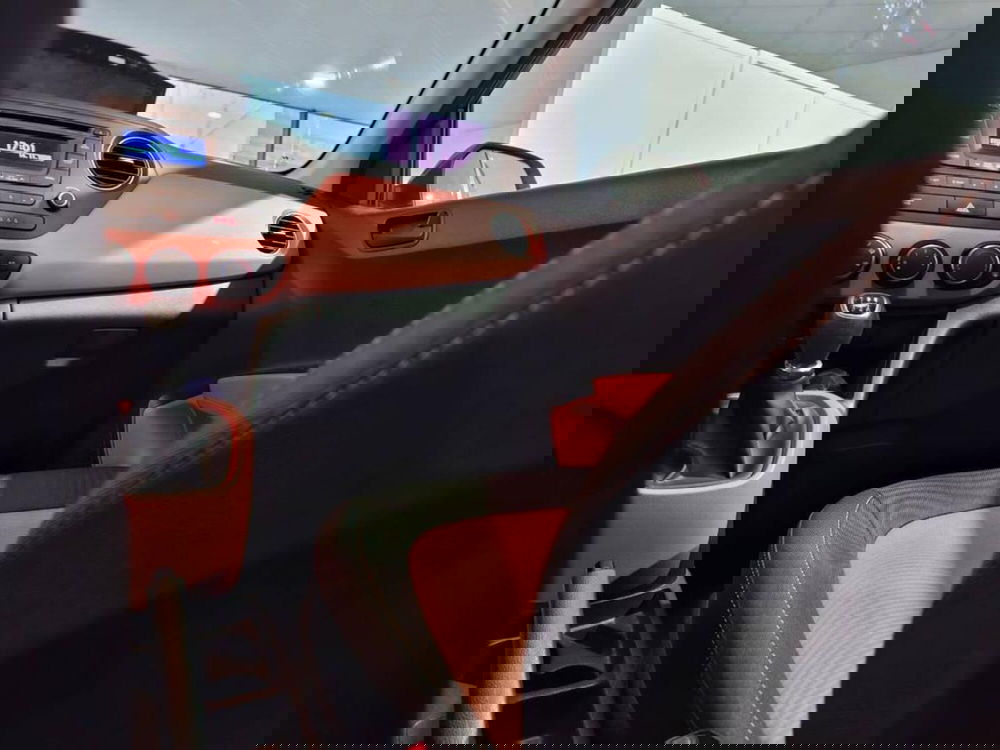 Hyundai i10 usata a Torino (11)