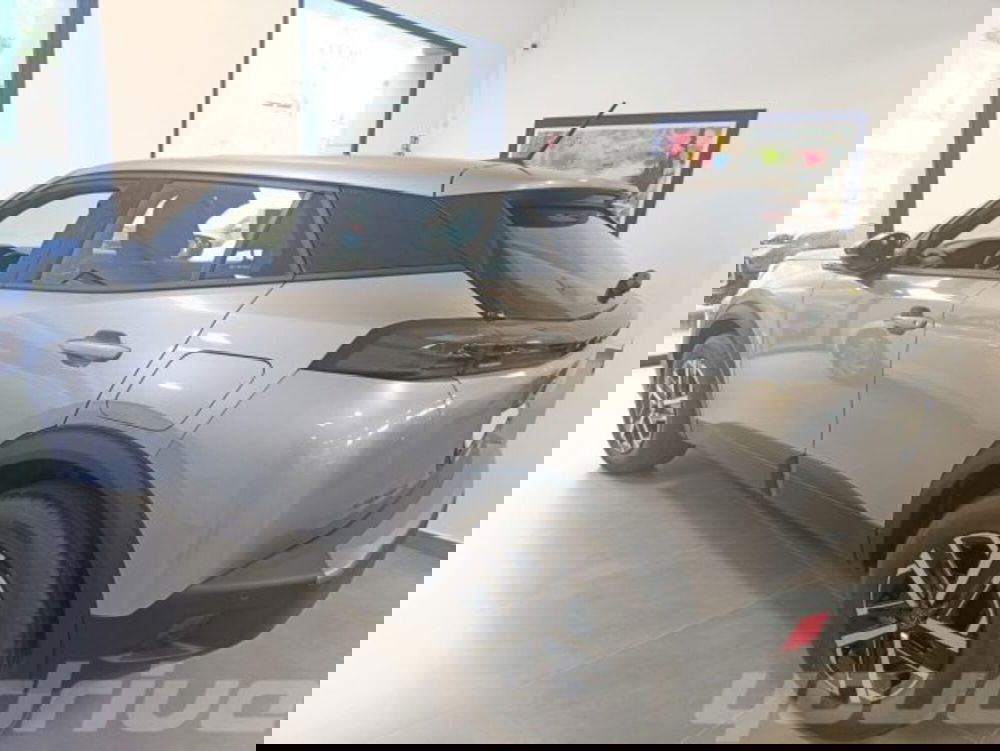 Peugeot 2008 nuova a Napoli (3)