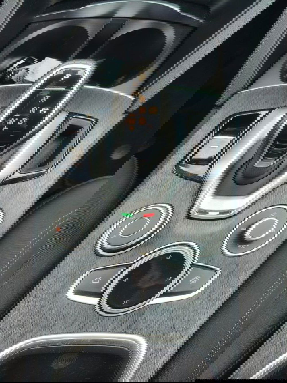 Alfa Romeo Stelvio usata a Firenze (10)