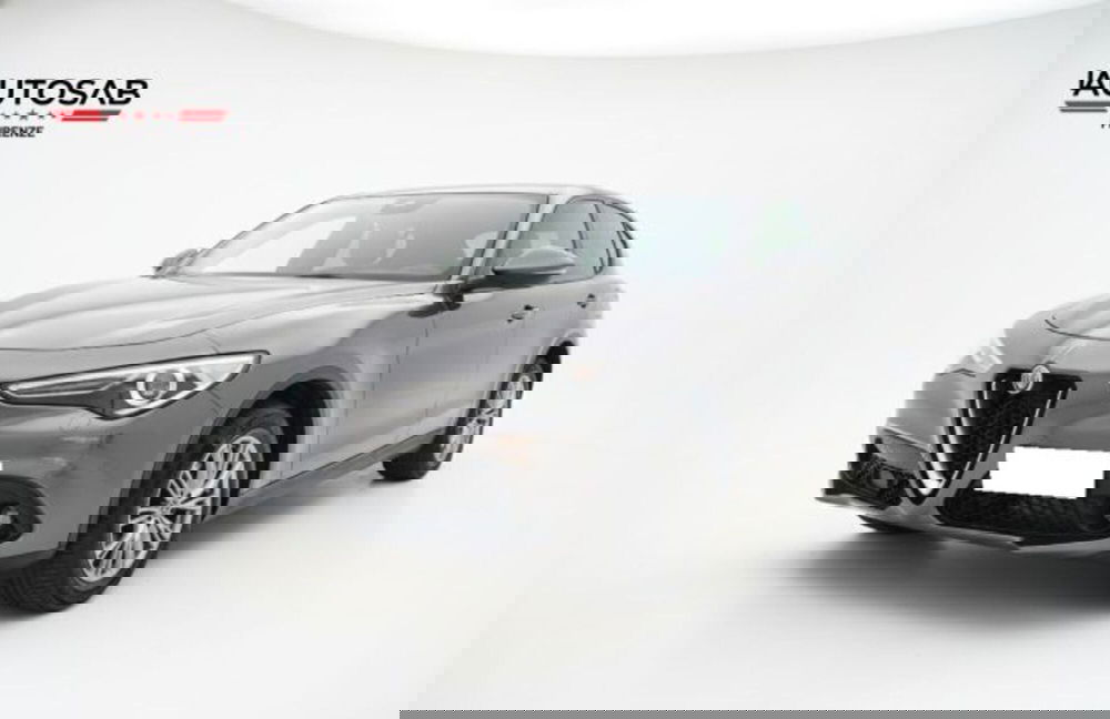 Alfa Romeo Stelvio usata a Firenze (3)