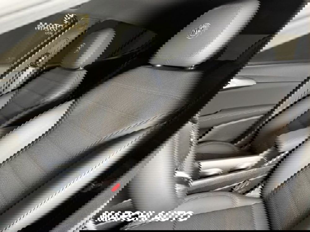 Alfa Romeo Tonale nuova a Perugia (11)