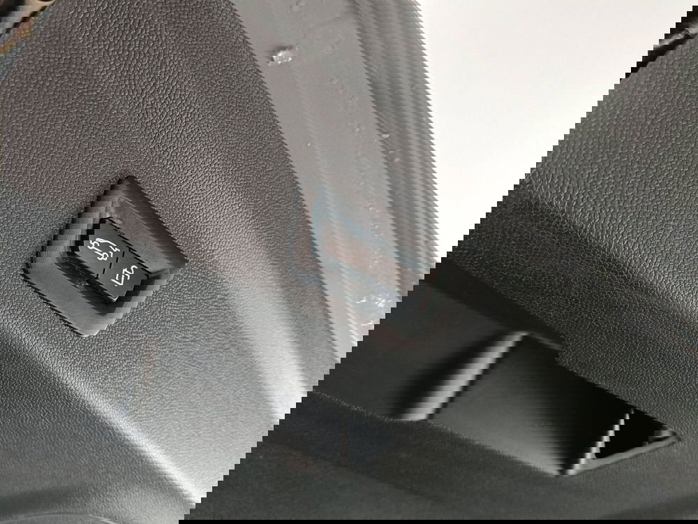 MINI Mini Countryman usata a Ascoli Piceno (15)