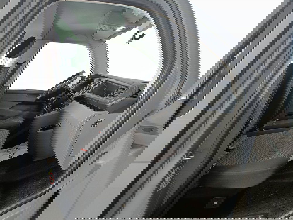 Volkswagen Veicoli Commerciali T6.1 usata a Ascoli Piceno (10)