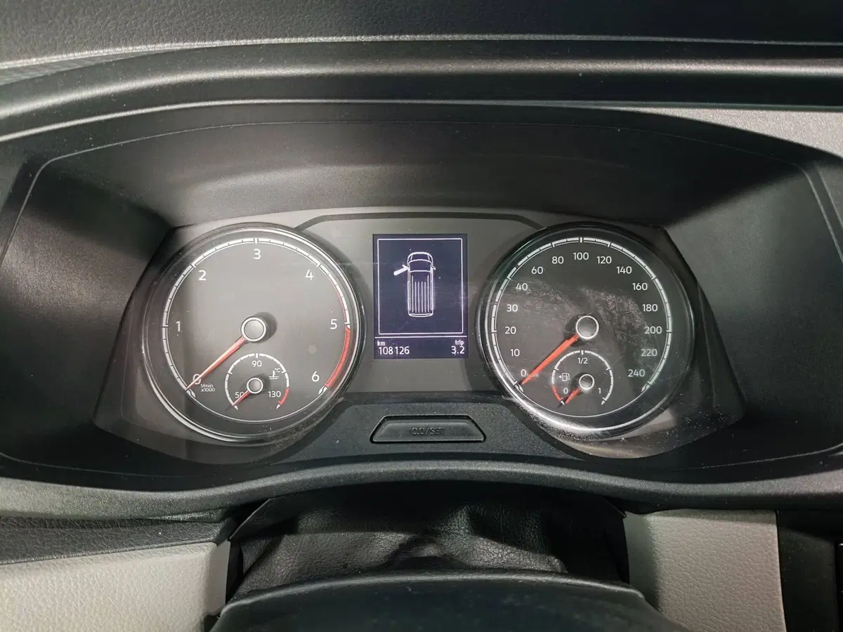 Volkswagen Veicoli Commerciali T6.1 usata a Ascoli Piceno (14)