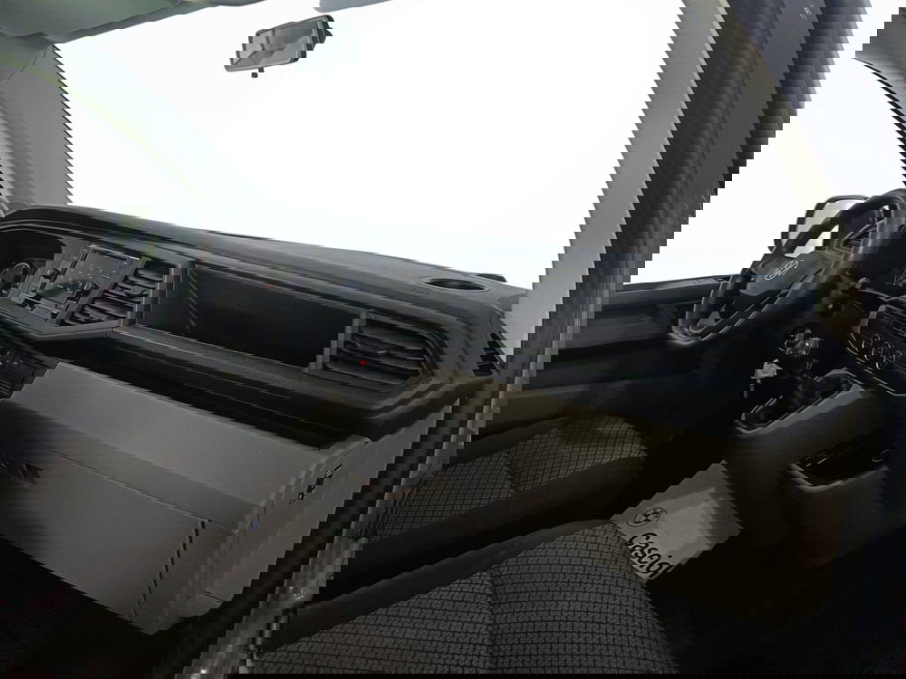 Volkswagen Veicoli Commerciali T6.1 usata a Ascoli Piceno (9)