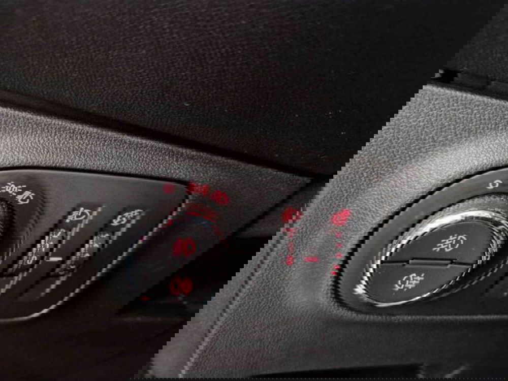 Opel Corsa usata a Bologna (17)