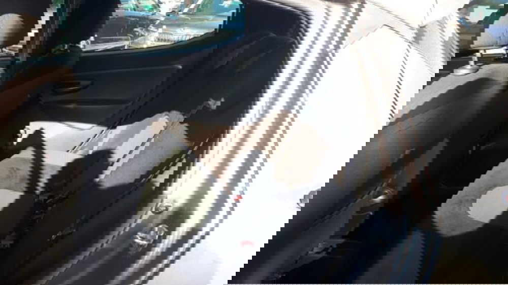 Lancia Ypsilon usata a Macerata (12)