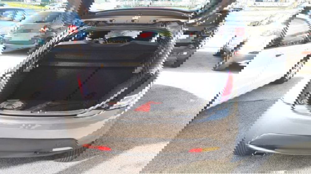 Lancia Ypsilon usata a Macerata (6)