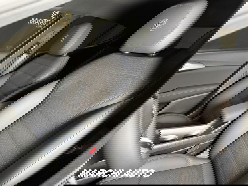 Alfa Romeo Tonale nuova a Perugia (11)