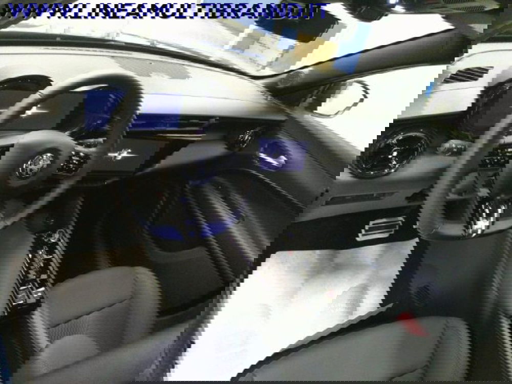 Alfa Romeo Junior nuova a Piacenza (10)