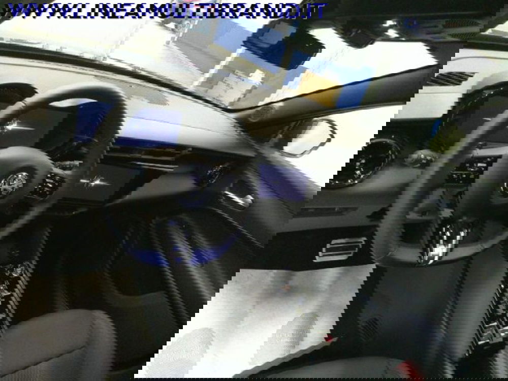 Alfa Romeo Junior nuova a Piacenza (12)