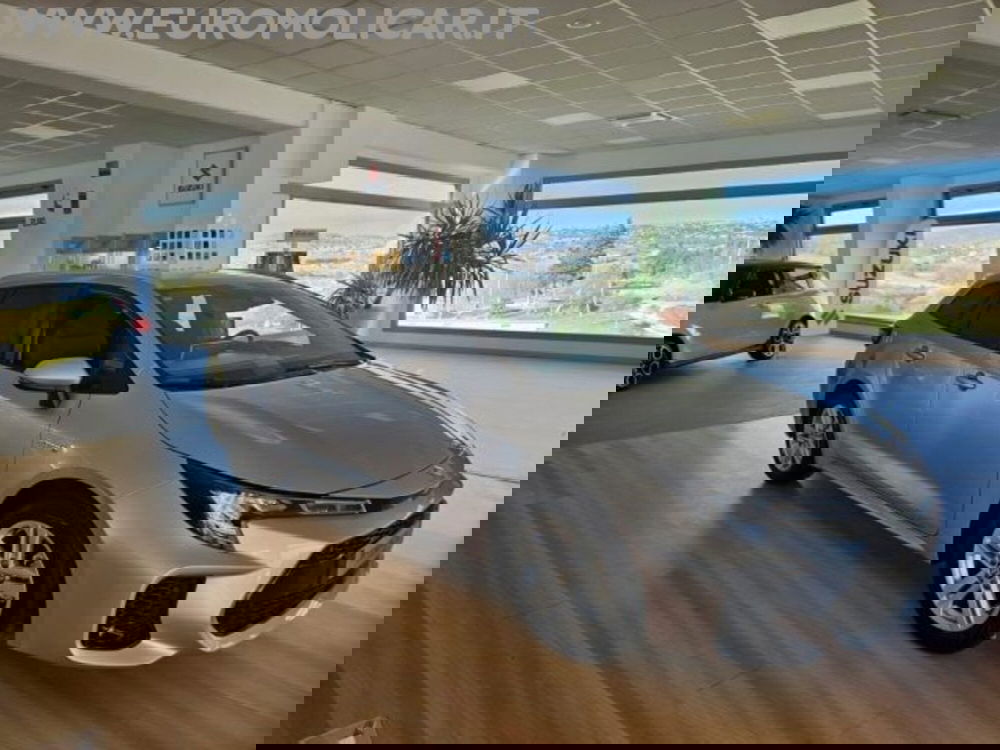 Suzuki Swace nuova a Campobasso (3)