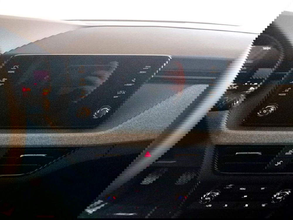 Skoda Kamiq nuova a Piacenza (12)