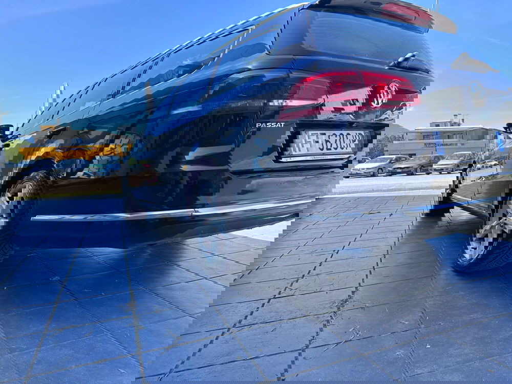 Volkswagen Passat Variant usata a Frosinone (11)