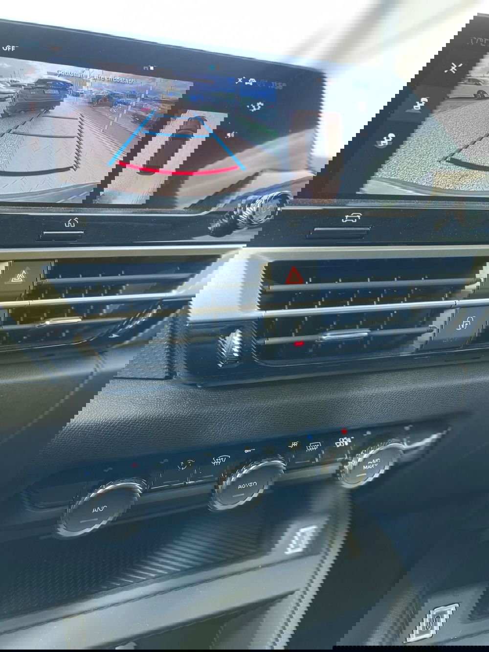 Citroen C4 X nuova a Sassari (7)