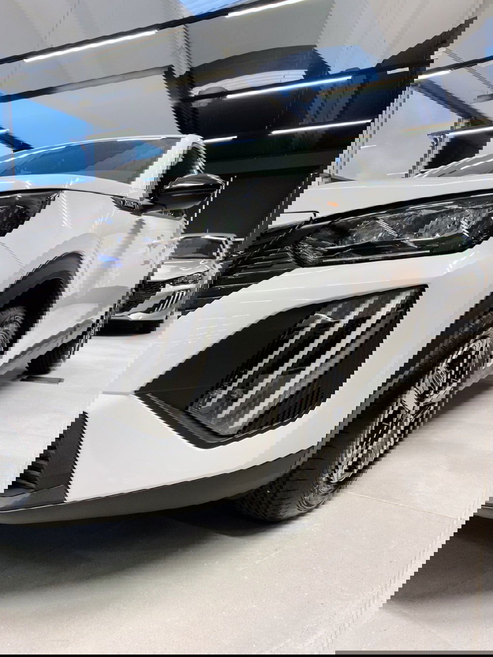 Peugeot 2008 nuova a Sassari (3)